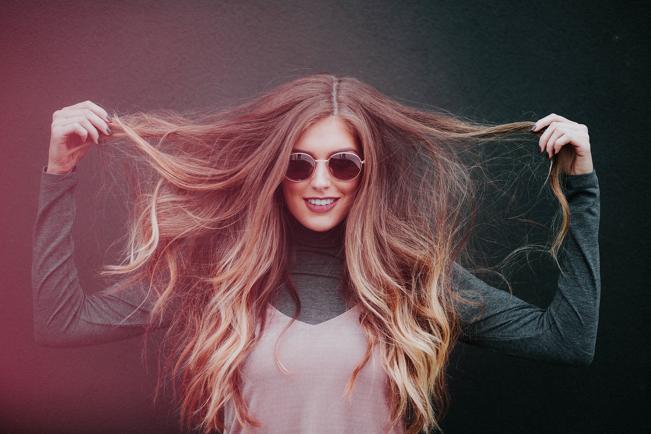 Make your Hair Look Less Greasy