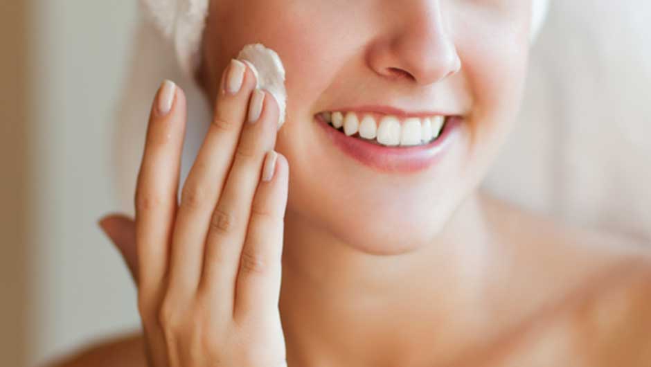 Dry Skin Moisturizers for Different Purposes