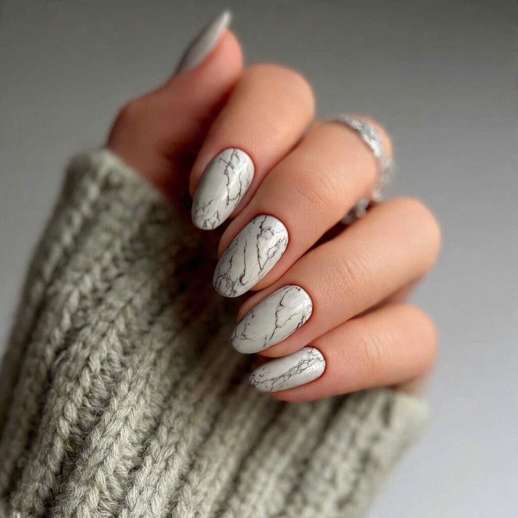 10 light gray minimal january nails