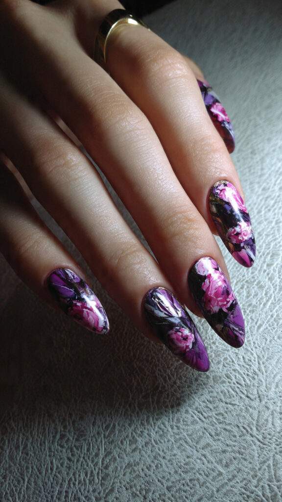 create exactly this type of the nails 2025 12 03T135334.744