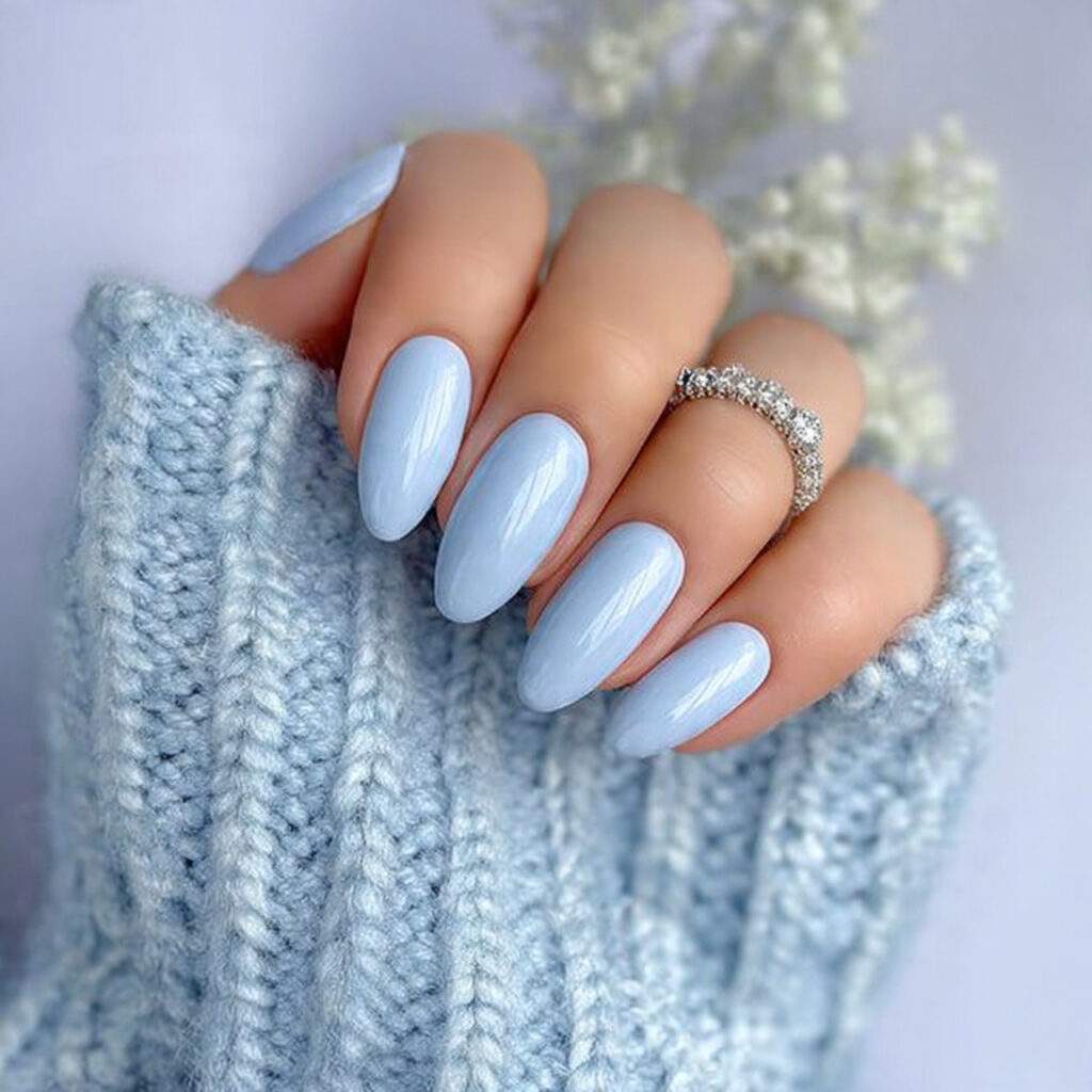 icy blue aesthetic nails deliver a cool toned